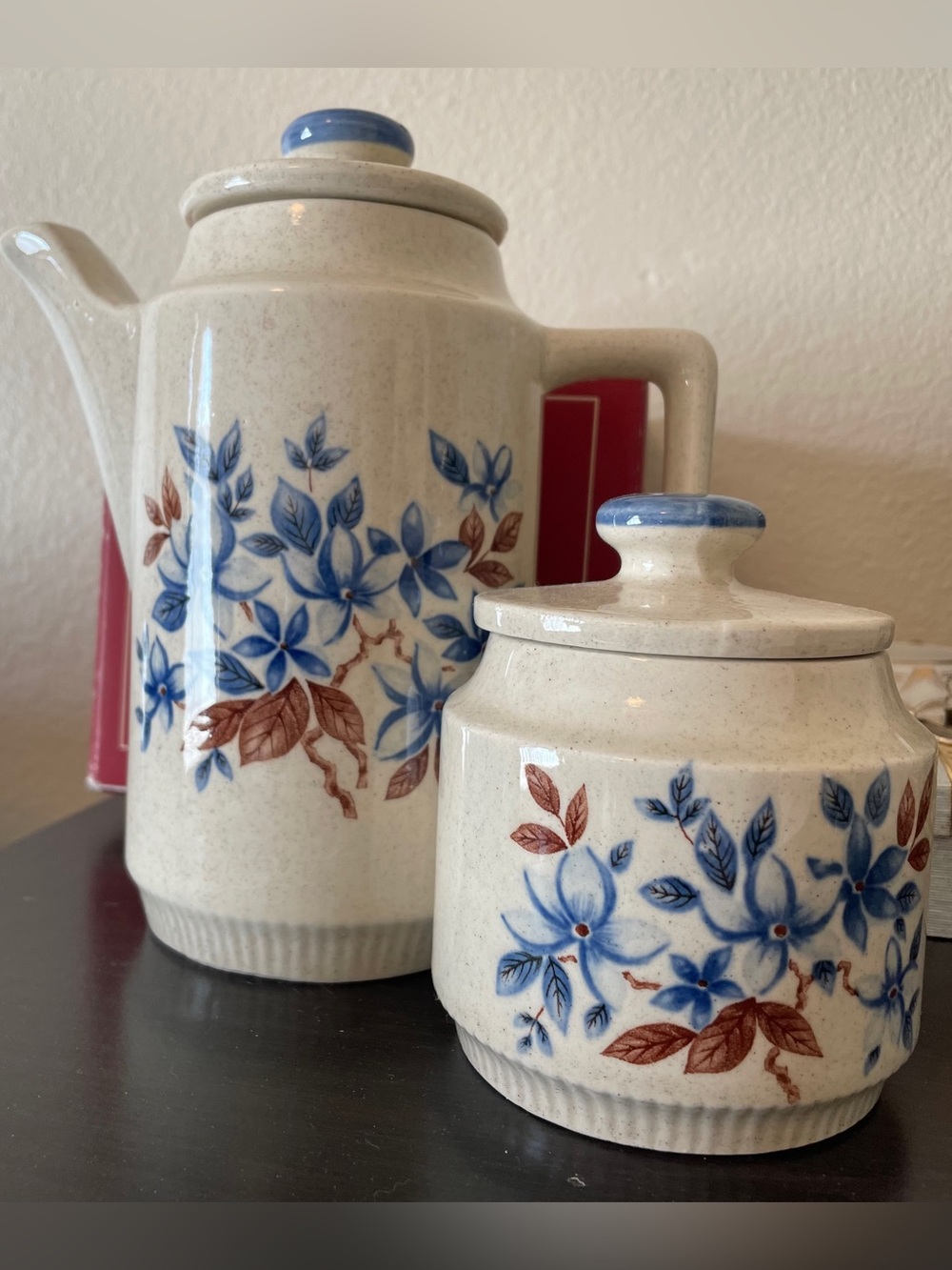 Blue Floral Ceramic Tea Set - Lidded Canister & Pot-Japan
